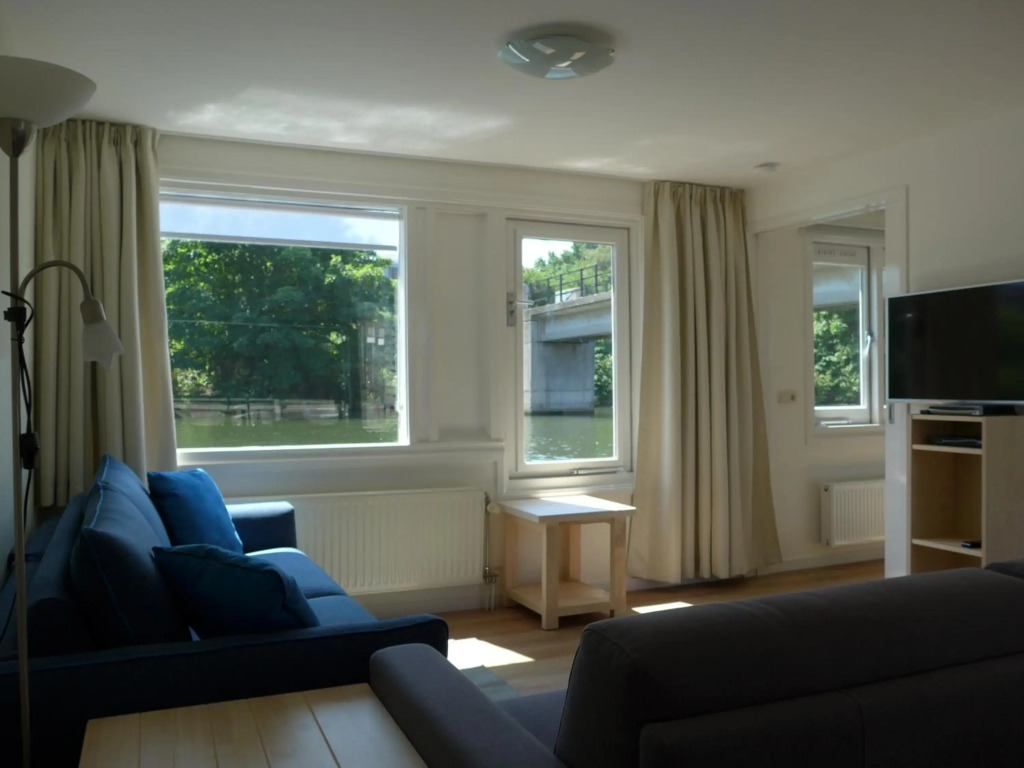 Apartment at the East side, close to center
