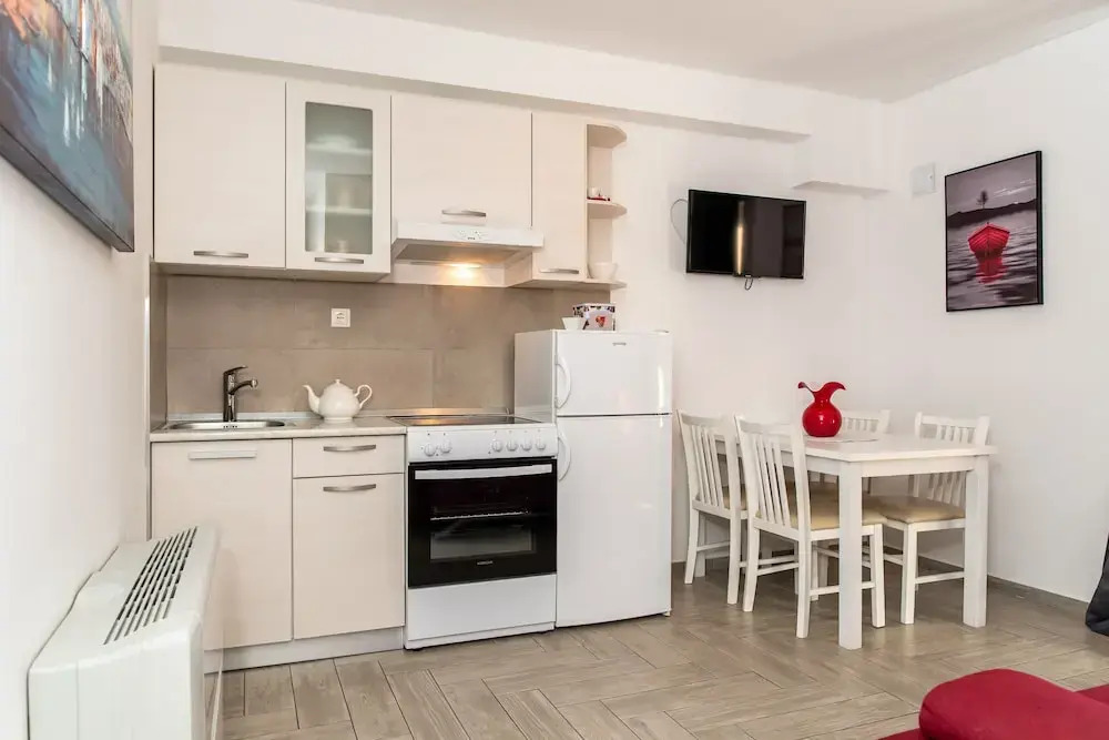 Apartments Sutalo