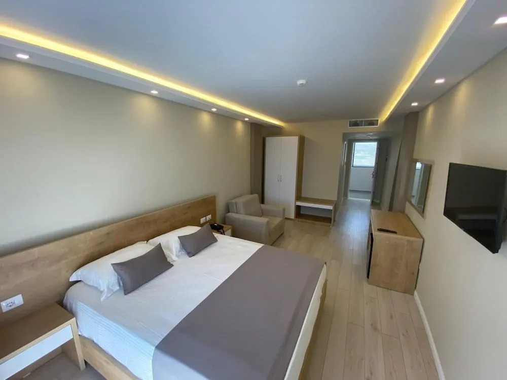 Amber Hotel Albania