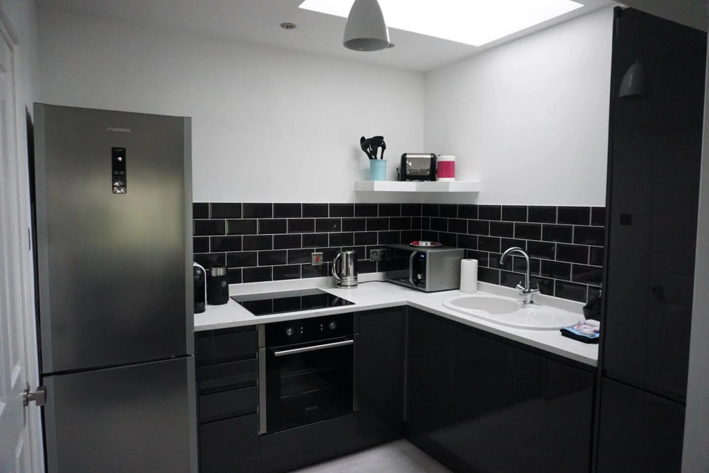 3 Summertown Court