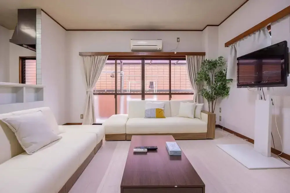 Higashi Komagata Bldg. 2F3F
