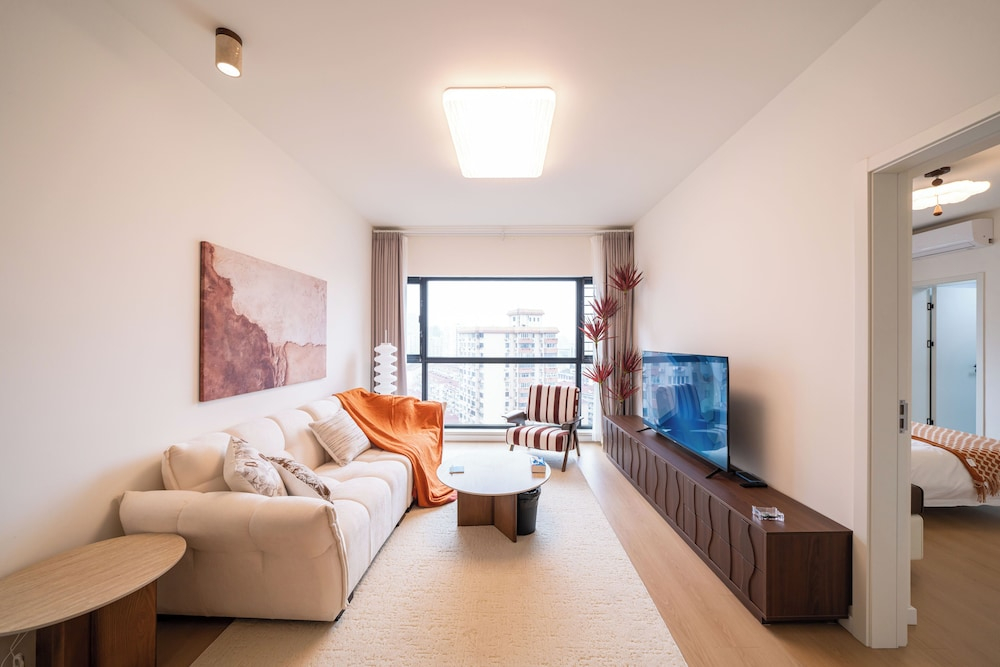 Tyms 3BR 2BA Apt  Gubei Fully Furnished