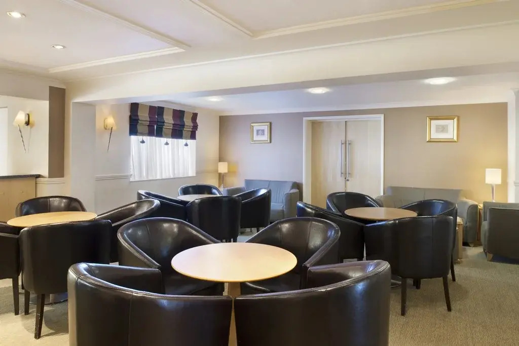 Holiday Inn A55 Chester West by IHG