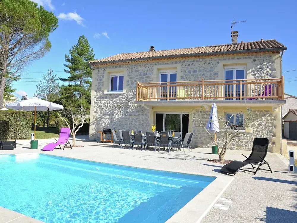 Luxury Villa with Private Pool in Saint Victor de Malcap