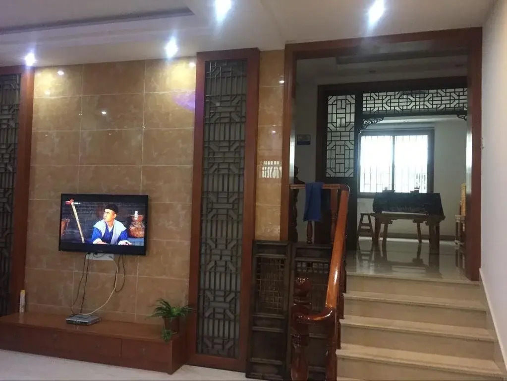 Wu Yuan Teacher Zha Family Inn