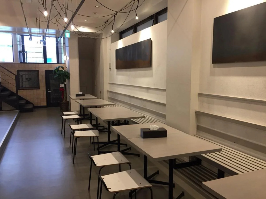 Hiromas Hostel in Yokohama