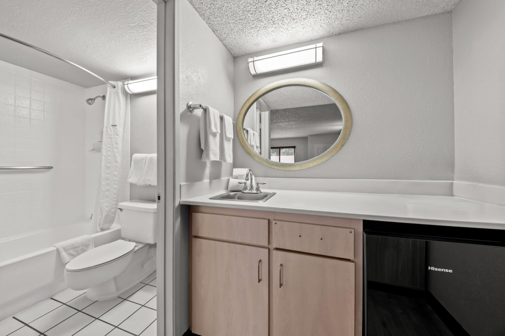 Days Inn by Wyndham Buena Park Anaheim