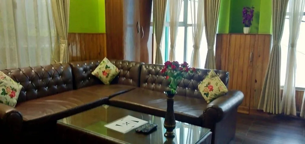 Hotel Mount Royale