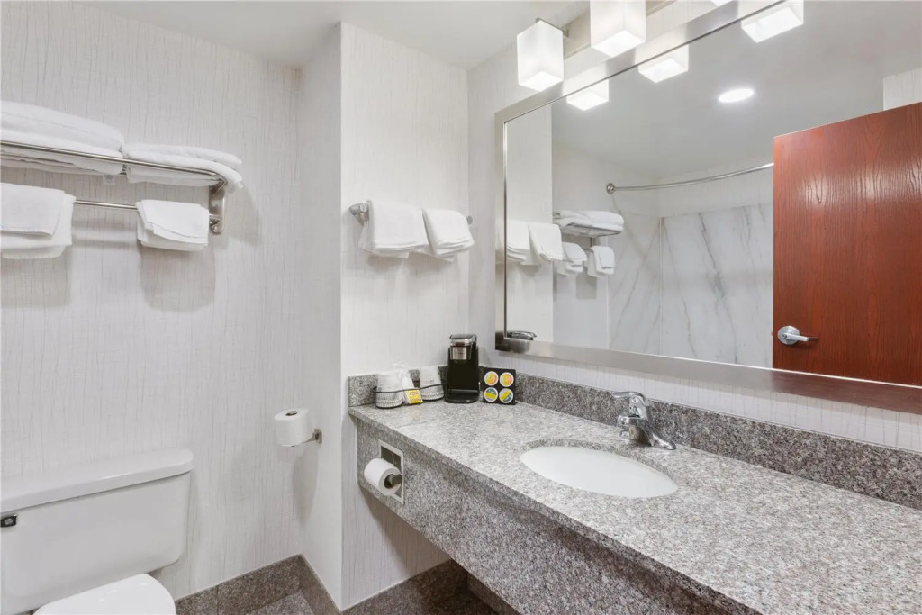Best Western Plus Belle Meade Inn & Suites