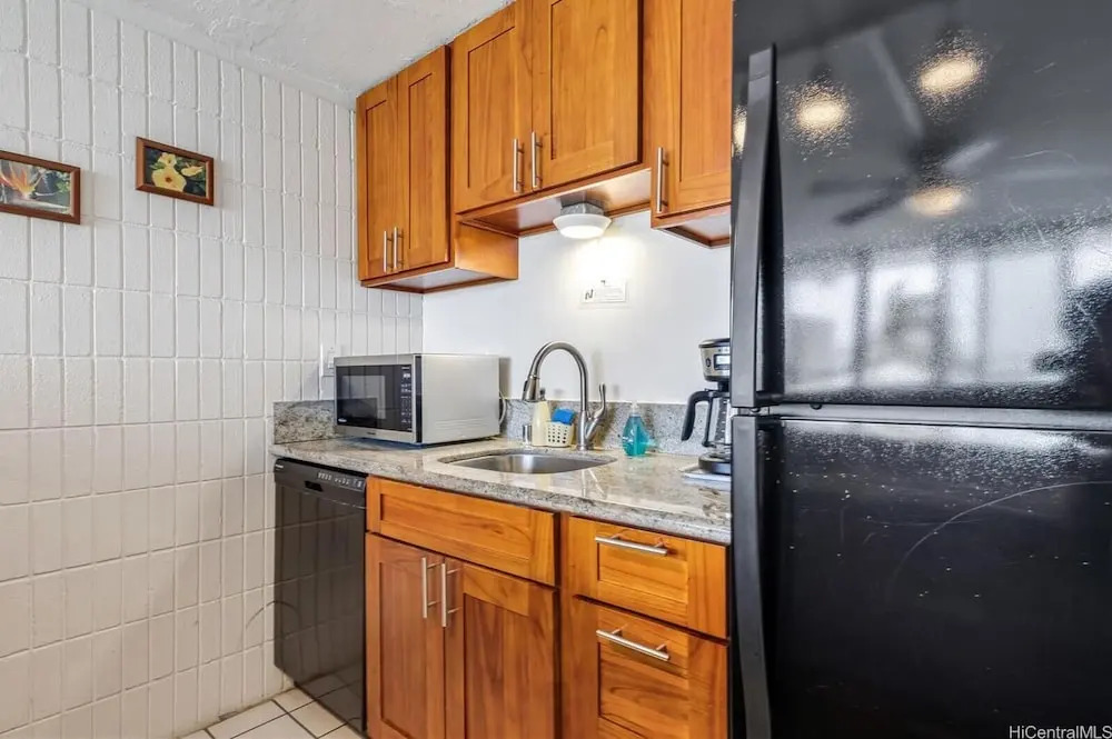 Luxury Oceanview Punaluu Condo