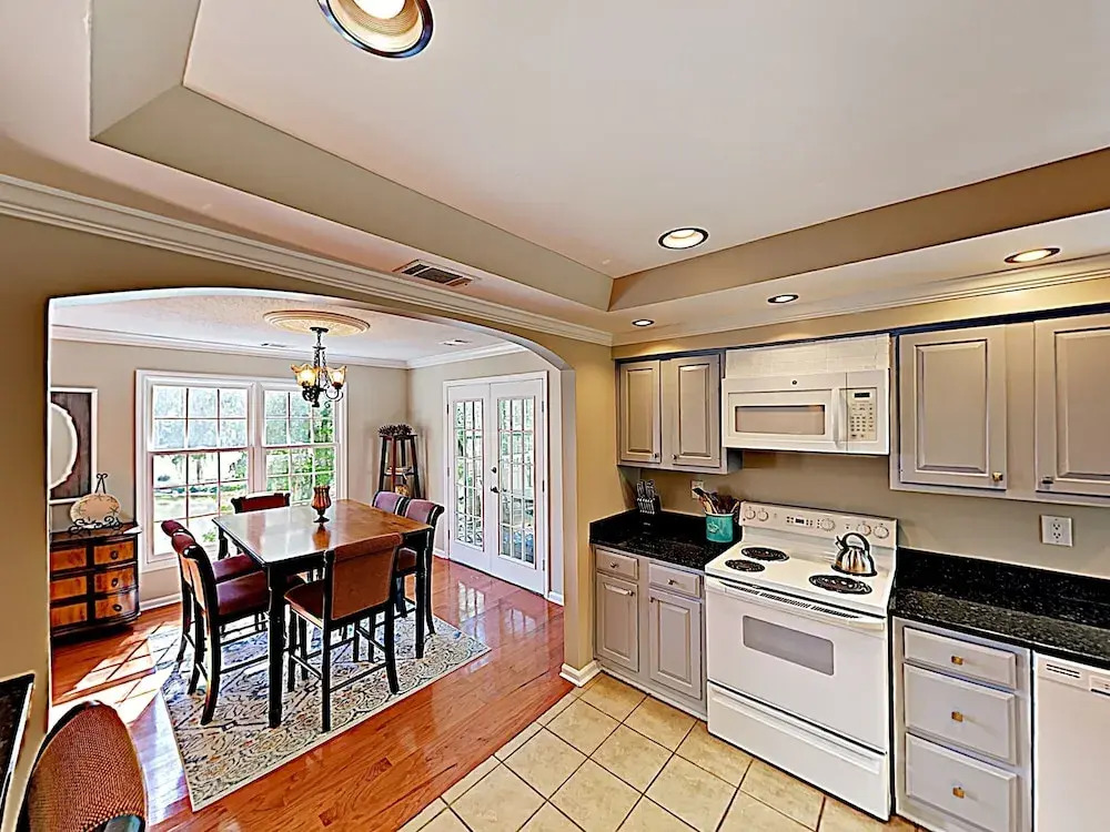 70 Shipyard Condo #160 2 Bedrooms 2 Bathrooms Condo