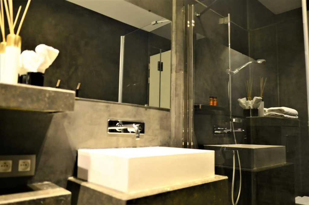 SLEEP INN - Kaai11, Riverview Lofts & Suites