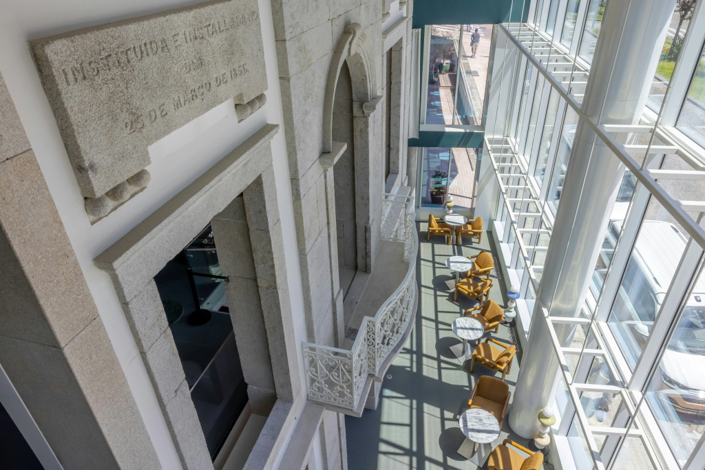 Cenica Porto Hotel, Curio Collection By Hilton