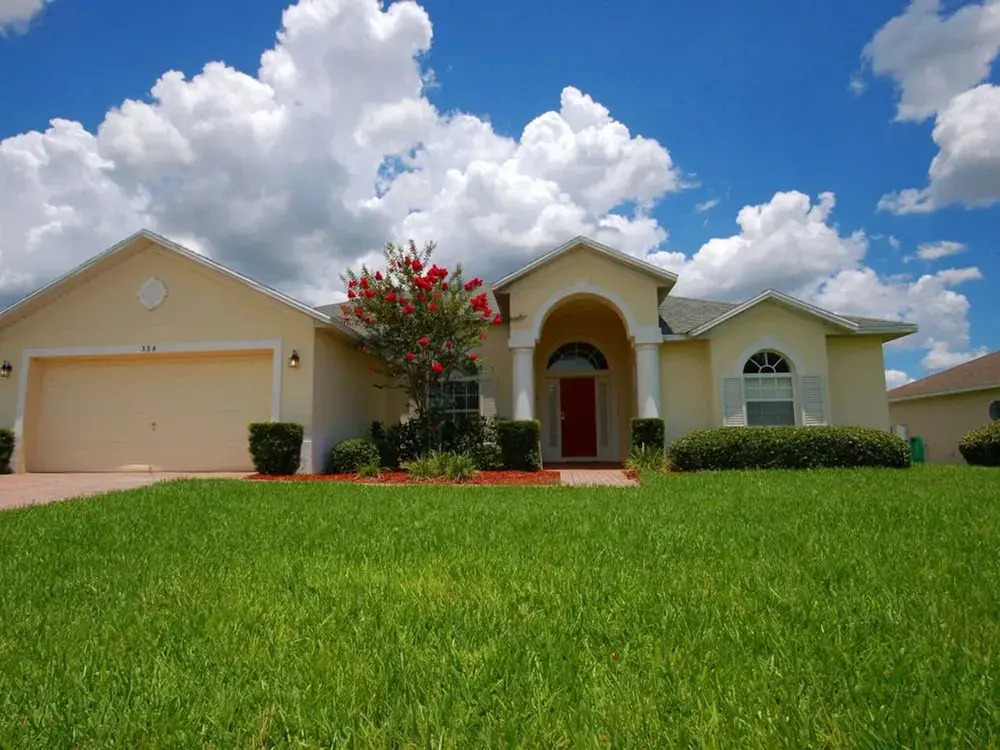 This is a Wonderful 4 Bedroom Vacation House to Stay in Wail in Davenport