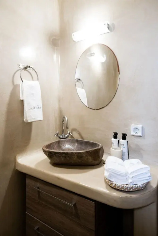 aníko suites Psarou
