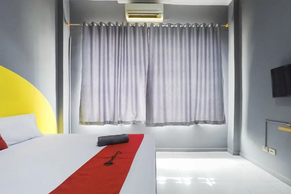 RedDoorz Near Stasiun Tanah Abang