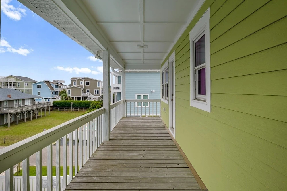 Bozeman Beach 4 Bedroom Home by Redawning