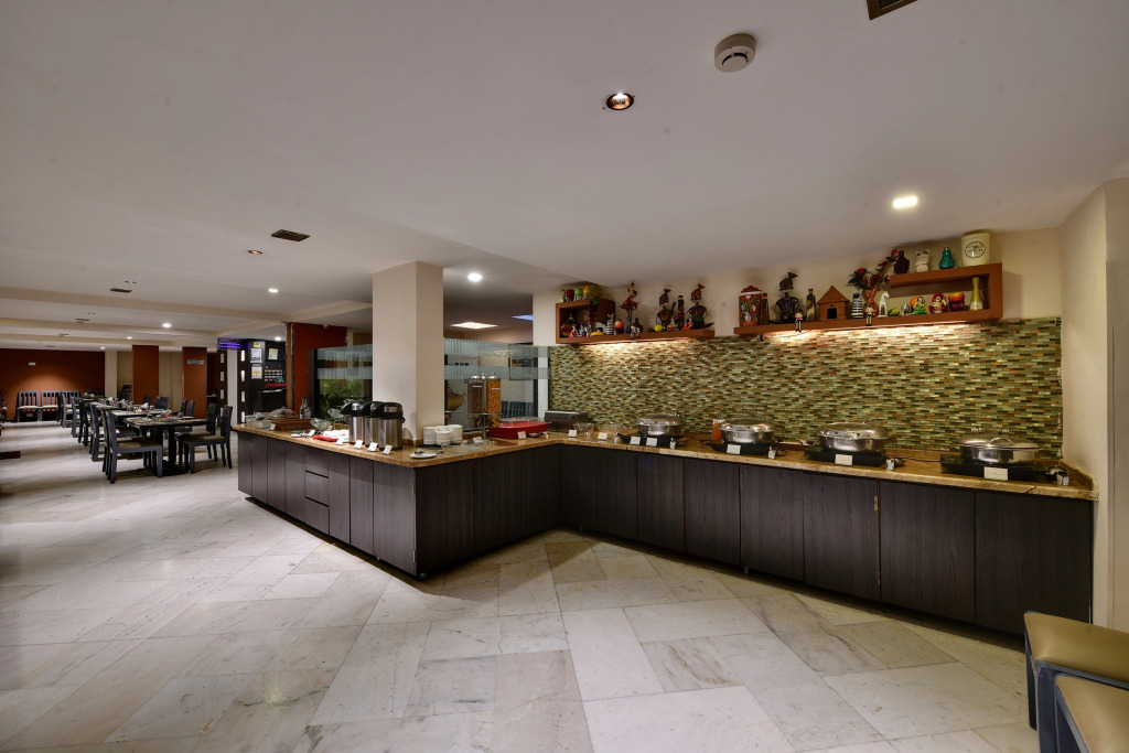 Click Hotel Yuvraj