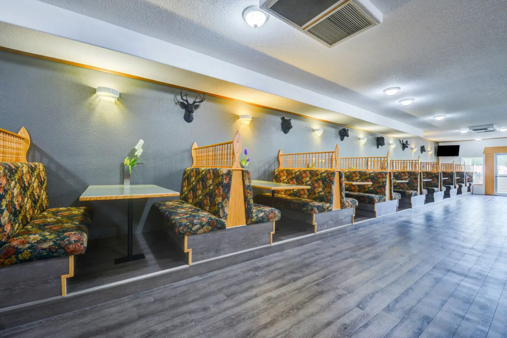 Days Inn by Wyndham Valemount