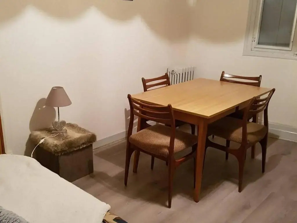 Appartement Cauterets, 2 pièces, 4 personnes - FR-1-234-128