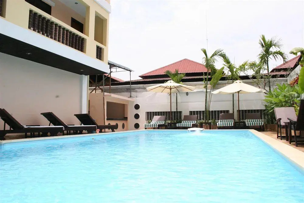 Skyway Hotel
