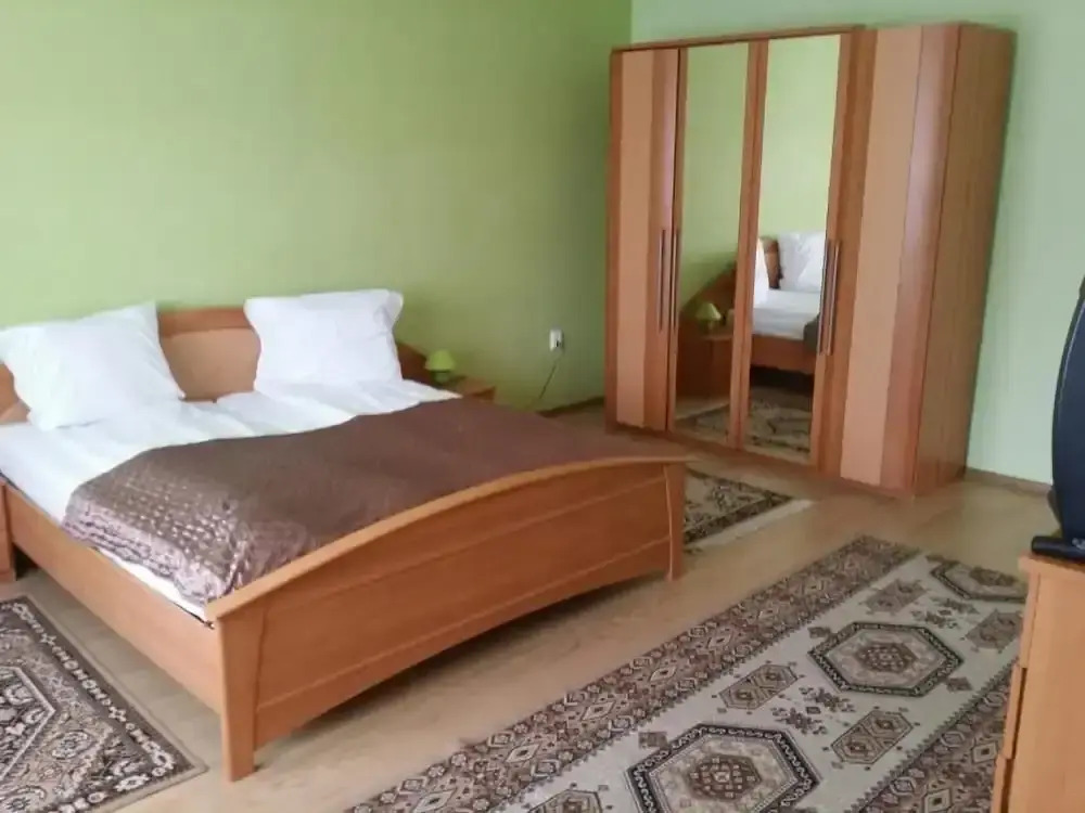 Anda Residence