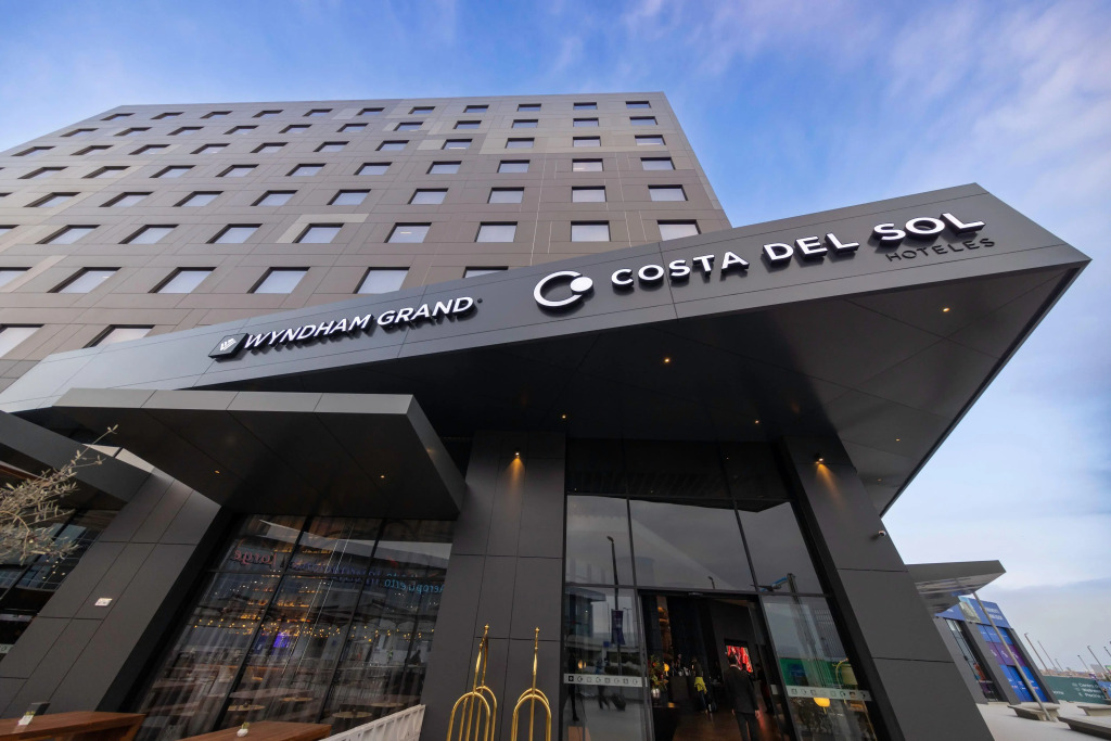 Wyndham Grand Costa Del Sol Lima Airport