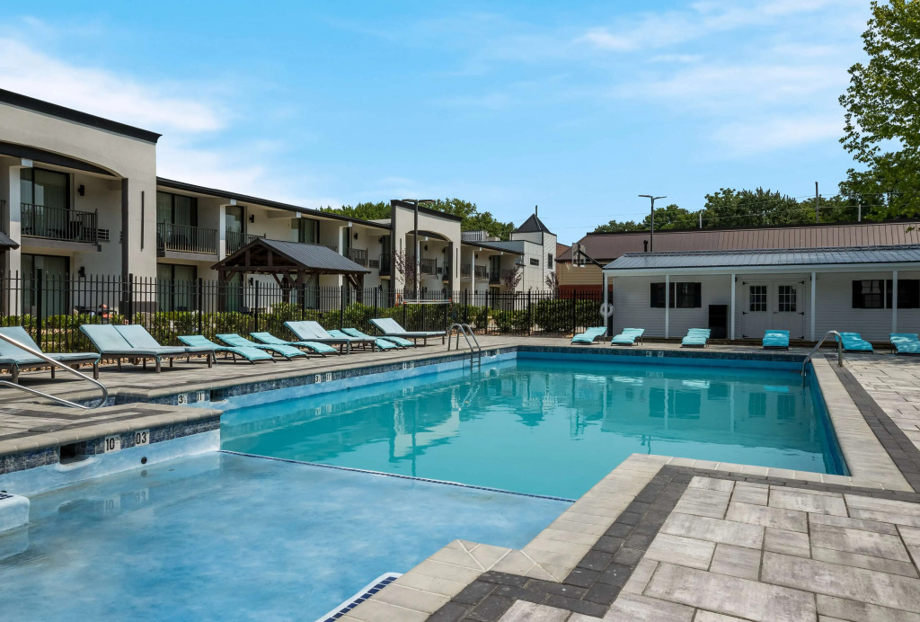 The Hub Middletown Red Bank- Best Western Signature Collection