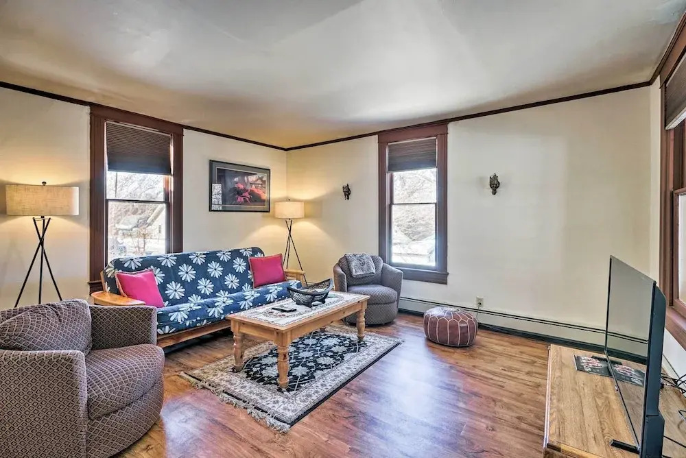 'victory Victorian House' - Walk to Dtwn Glenwood!