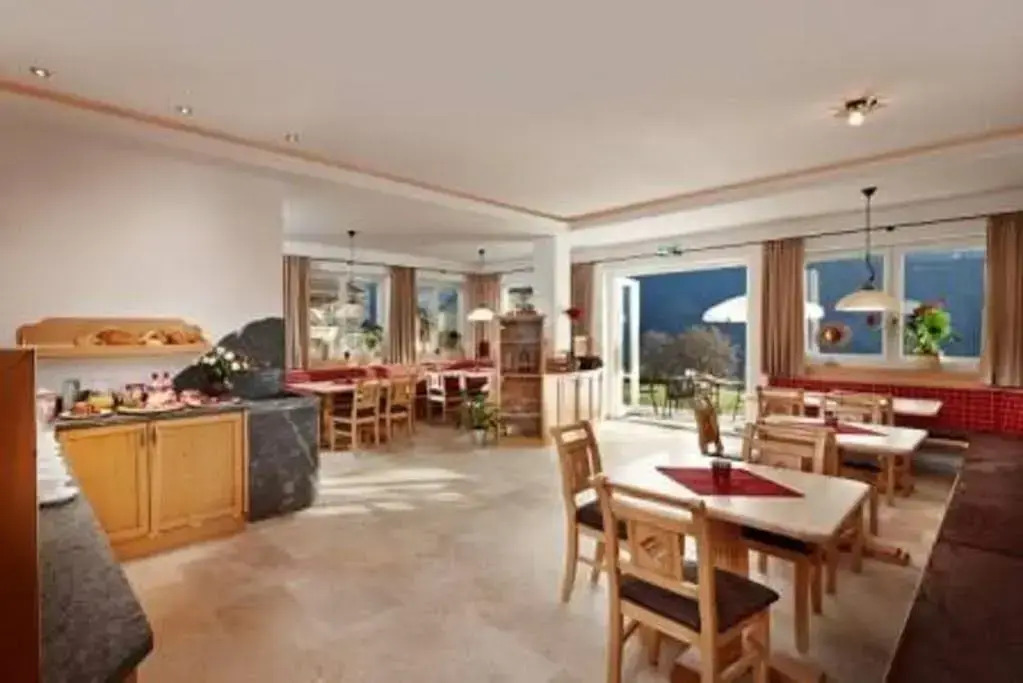 Alpenhof Apartments
