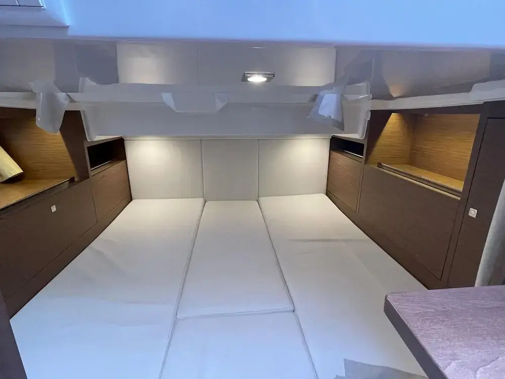 Luxury Yacht in La Rochelle With a Terrace