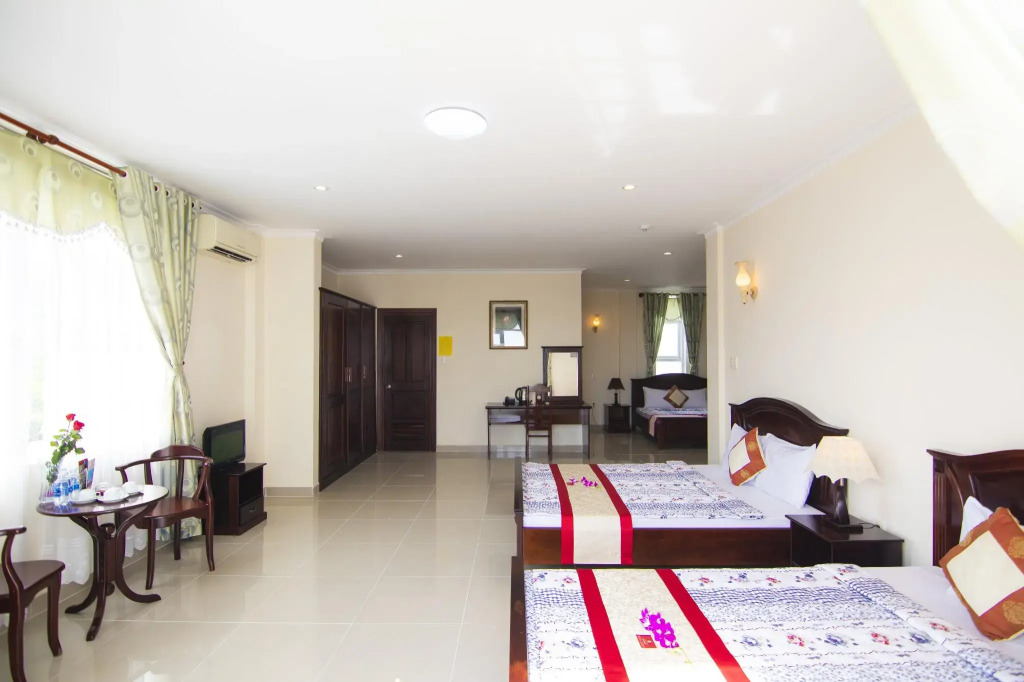 Minh Dam Hotel