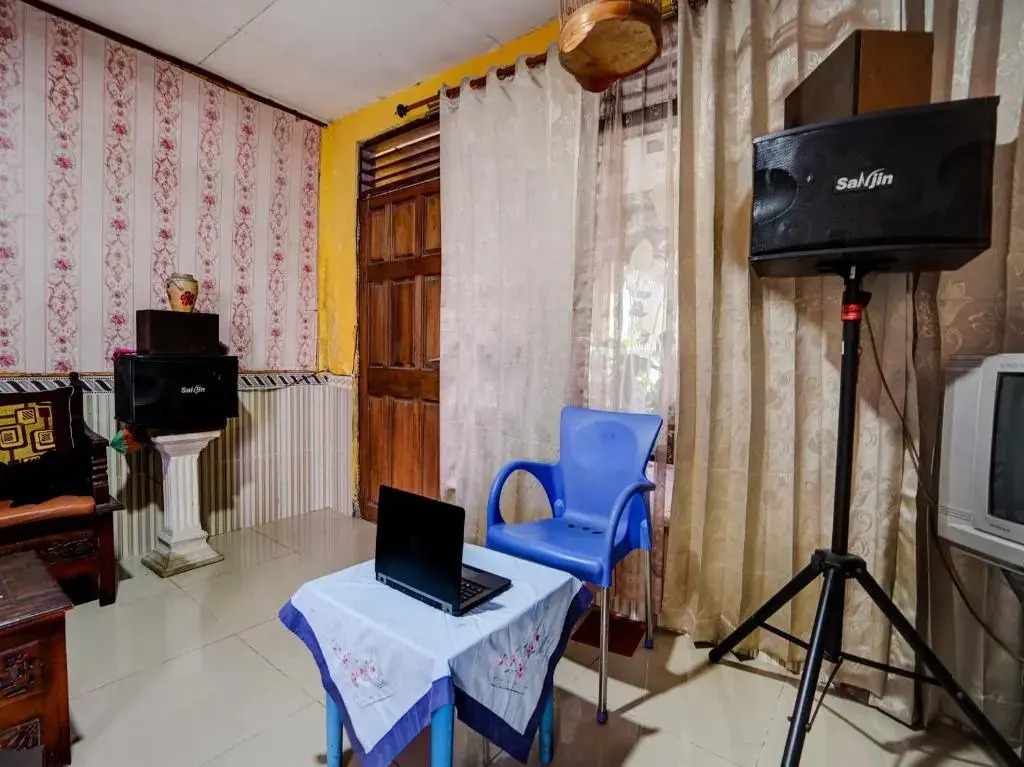 OYO Life 92461 Aini Syariah Homestay