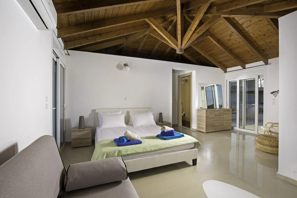 Hill & Sea View Villas