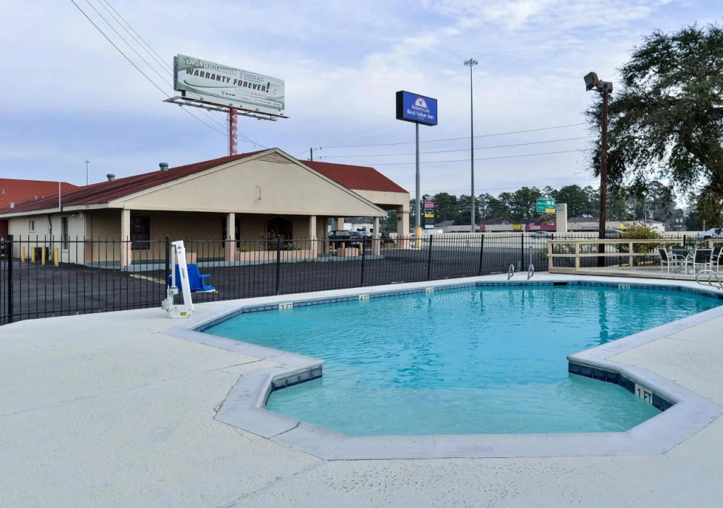 Days Inn Conroe