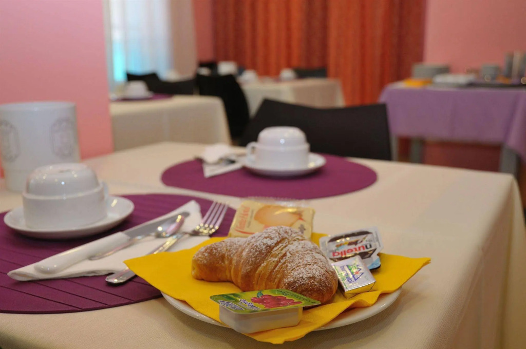 Hotel-Residence- Le Dune Breakfast & private beach included