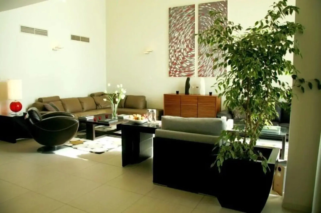 SeaLoft Villas