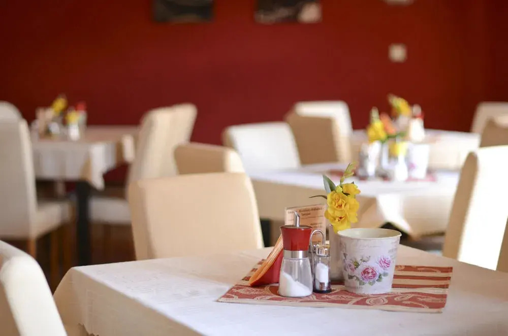 Hotel Paradies