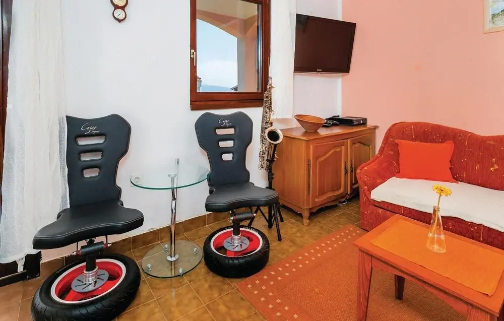 Beautiful Apartment in Labin-ravni With 1 Bedrooms and Wifi