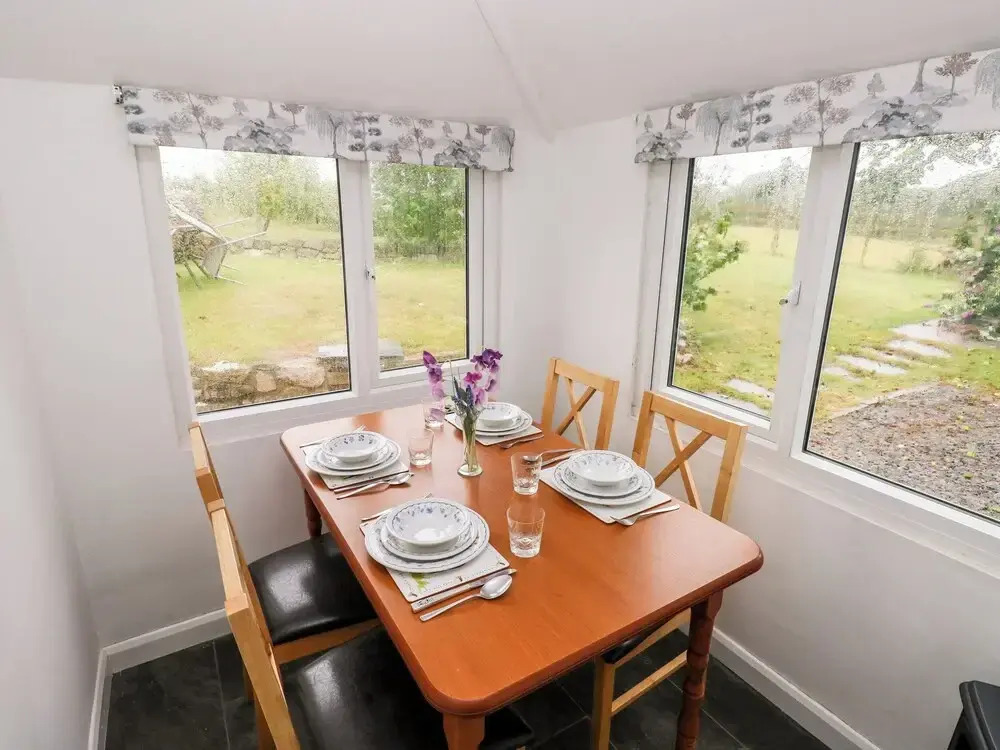 No. 2 New Cottages
