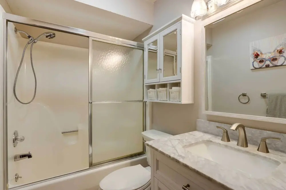 Unwind Poolside! Lakefront Osage Beach Condo