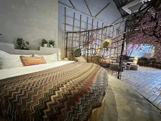 Yinyi Water Town Hostel