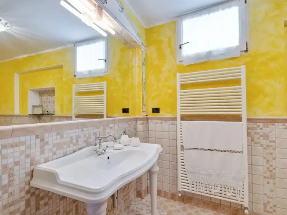 Pet-Friendly Villa with Pool