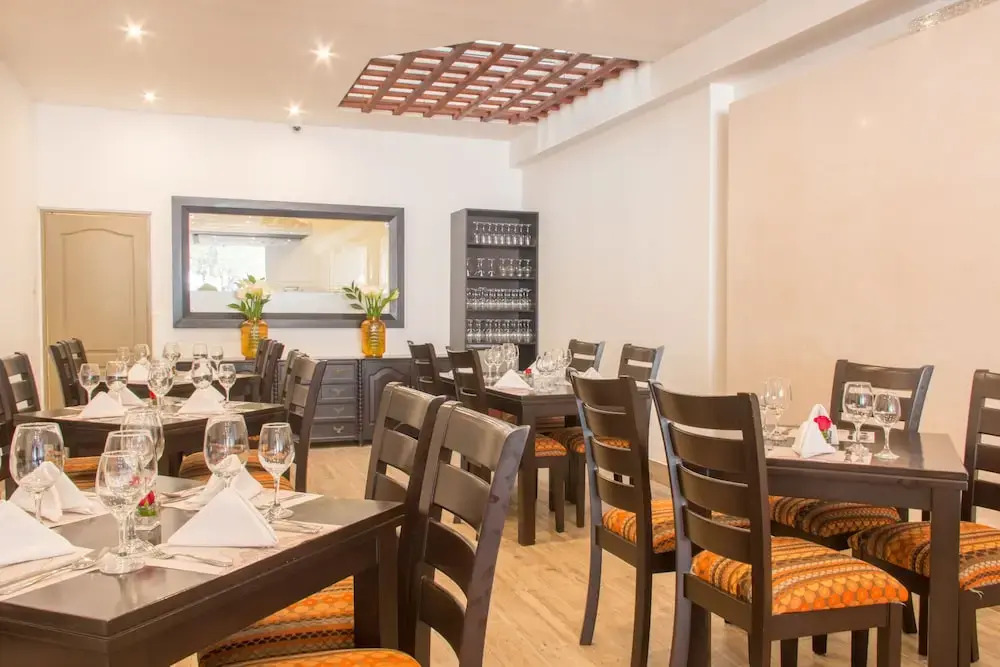 Wayqey Hotel