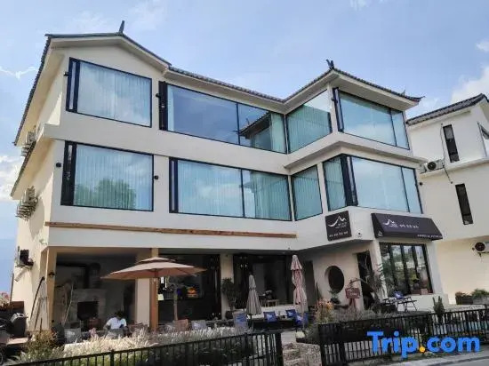 Dali An Yu · Manhaijing Homestay (Ancient Town Erhai Ecological Corridor S-Bend Store)