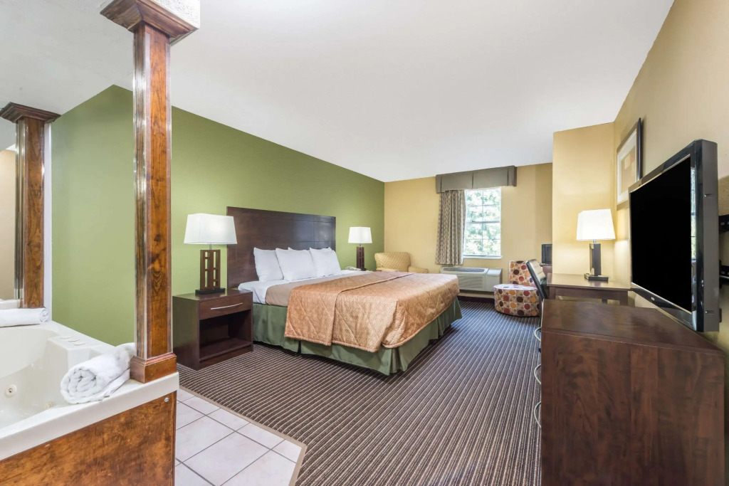 Days Inn by Wyndham Perryville MO