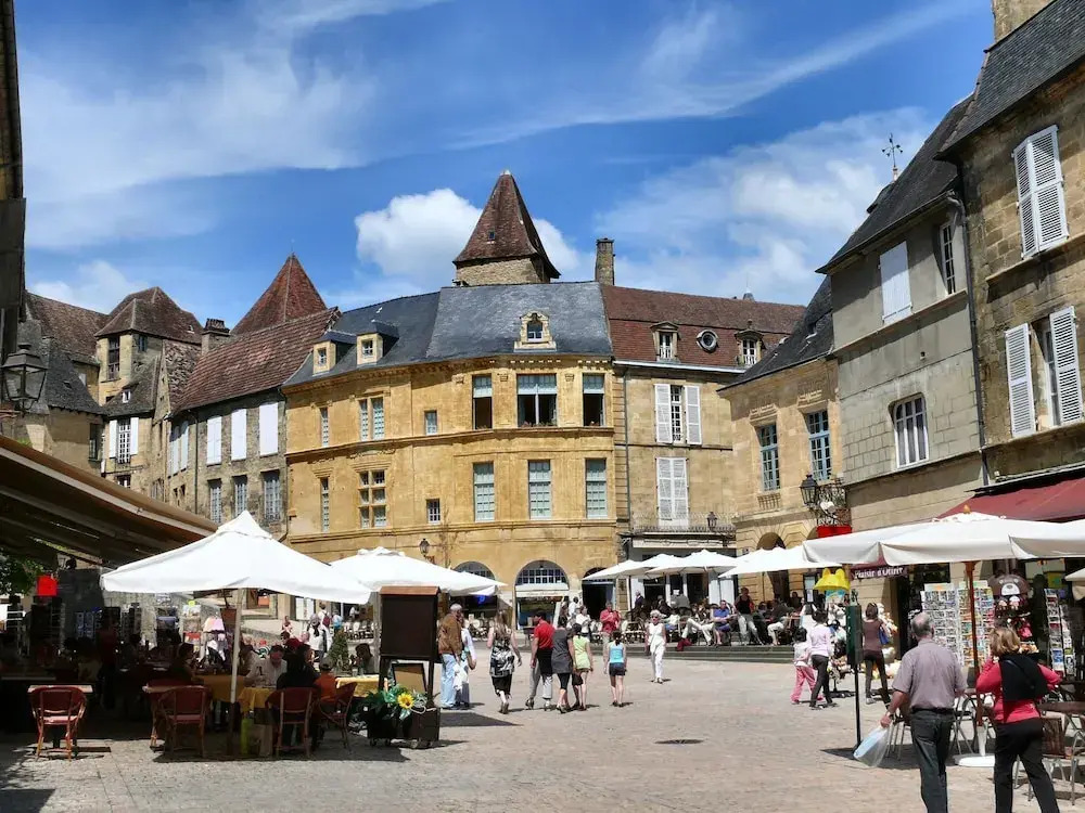 Secluded holiday home with a dishwasher, not far from Sarlat