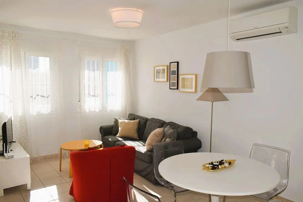 Pb2214 in El Vergel With 2 Bedrooms and 1 Bathrooms