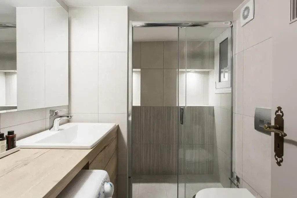 Deluxe & Stylish 2BD Apartment in Pangrati by UPSTREET