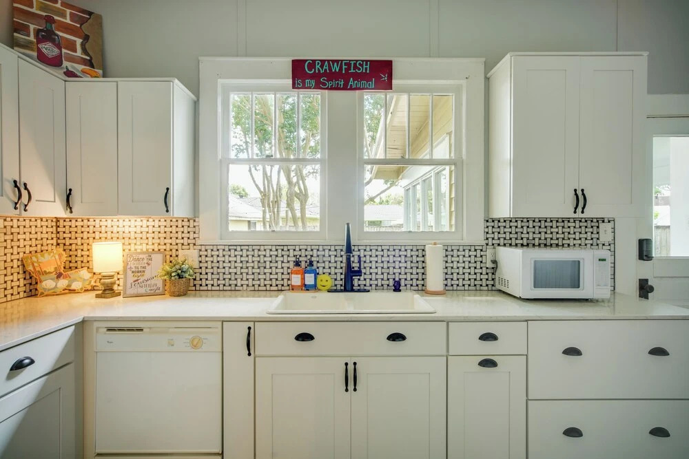 Pet-friendly Historic Home: Downtown Breaux Bridge
